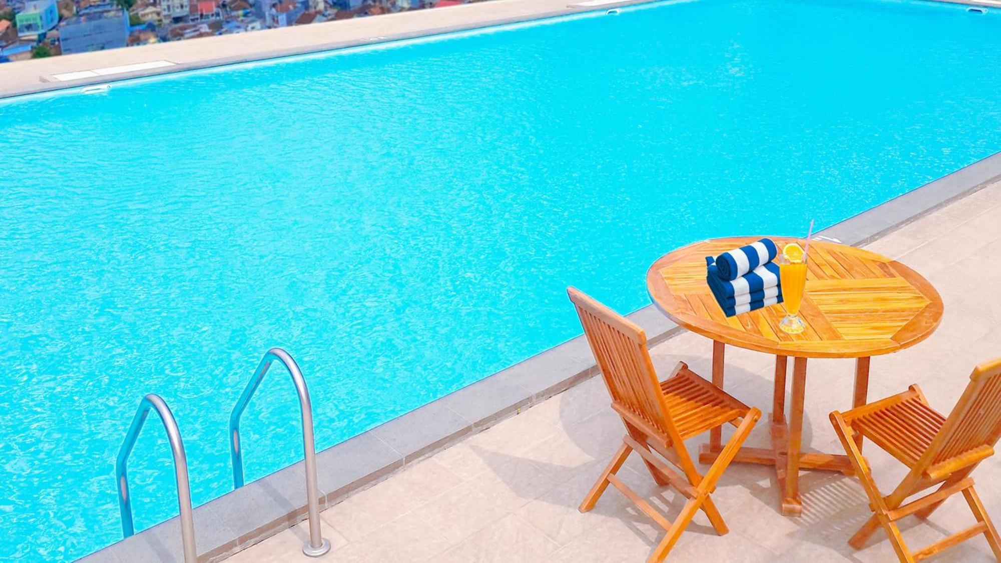 Holiday Inn Lampung Bukit Randu By Ihg バンダールランプン エクステリア 写真