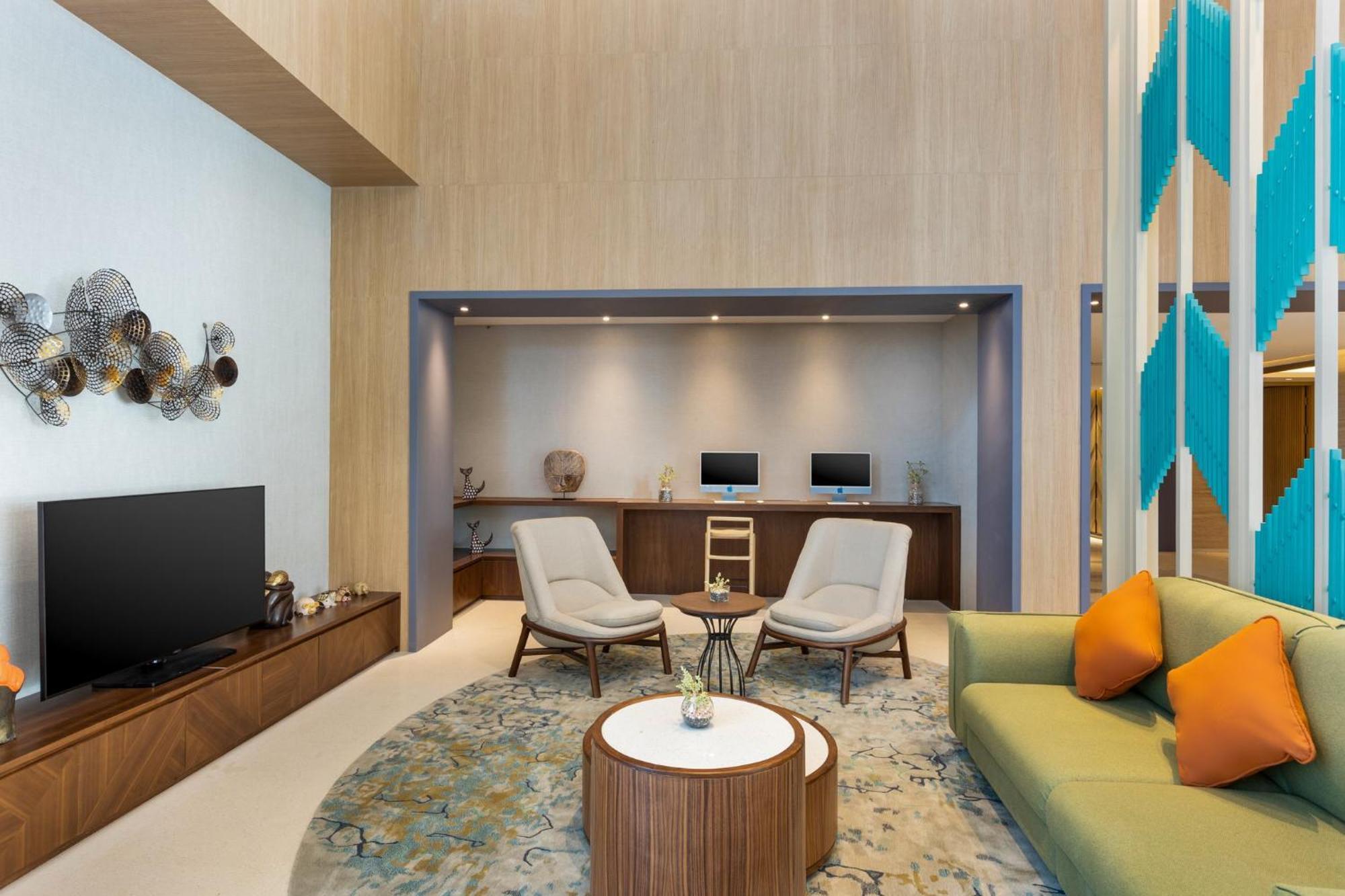 Holiday Inn Lampung Bukit Randu By Ihg バンダールランプン エクステリア 写真